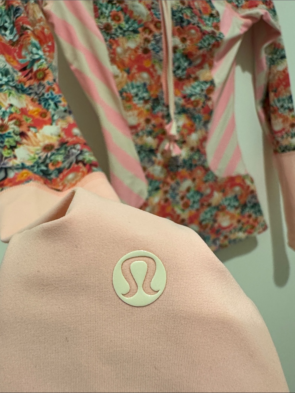Lululemon 💖 - Picture 7 of 9